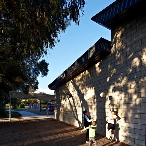Opat Architects Inverloch Primary School quadrangle, western outdoor place space